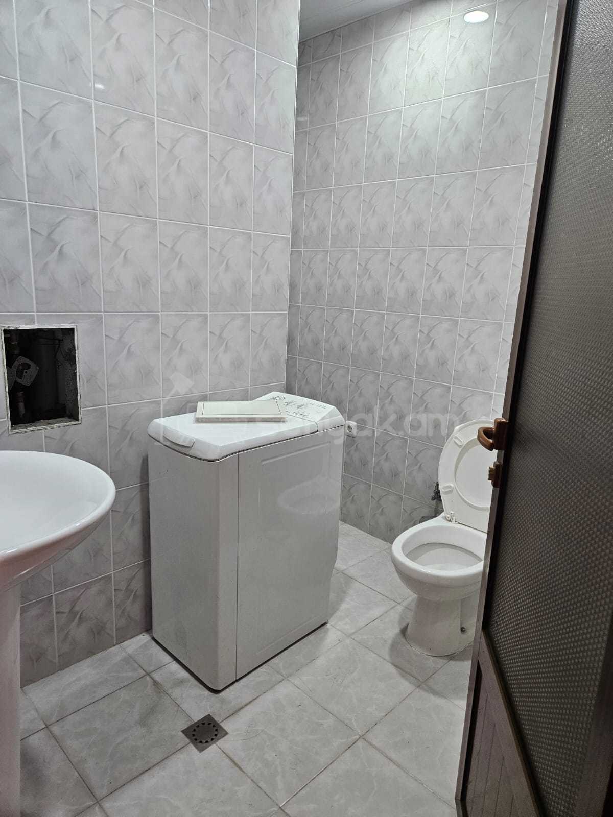 3 Սենյականոց Բնակարան Նորակառույց Քարե Շենքում, 170քմ, 4/5 հարկ, Կապիտալ Վերանորոգված, Կահավորված, Արևկող