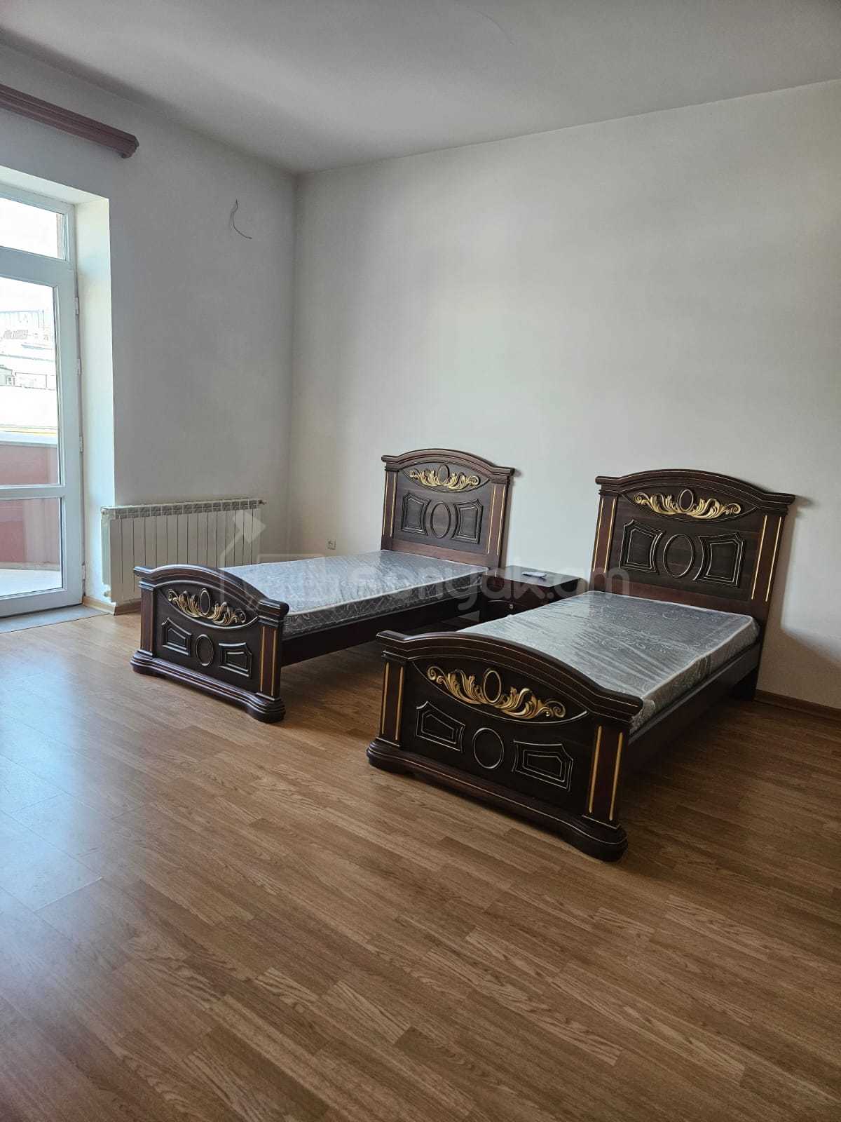 3 Սենյականոց Բնակարան Նորակառույց Քարե Շենքում, 170քմ, 4/5 հարկ, Կապիտալ Վերանորոգված, Կահավորված, Արևկող