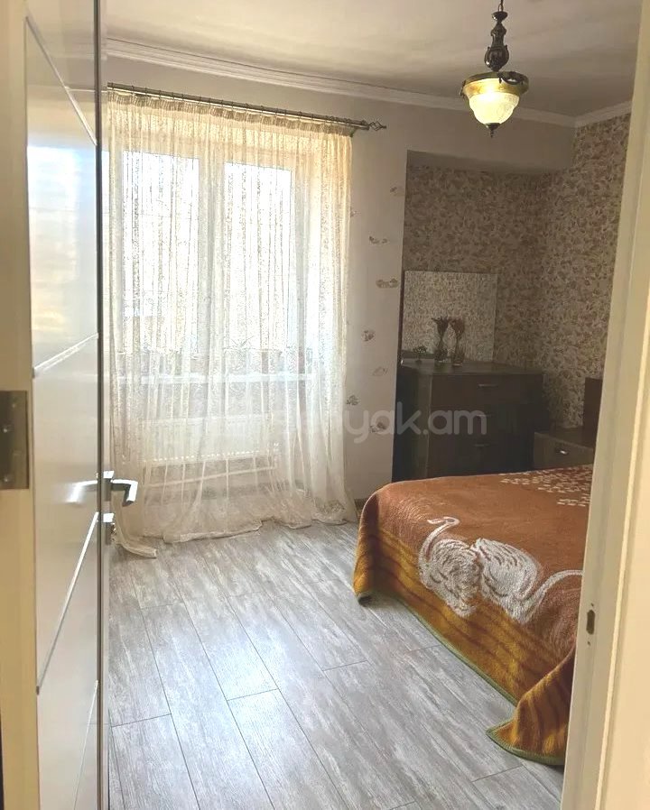 3 Սենյականոց Բնակարան, 74քմ, 1/9 հարկ, Կապիտալ Վերանորոգված