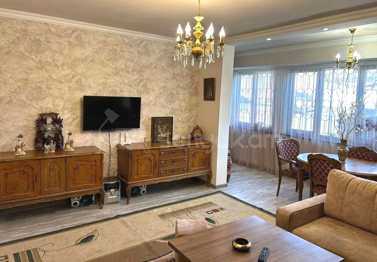 3 Սենյականոց Բնակարան, 74քմ, 1/9 հարկ, Կապիտալ Վերանորոգված