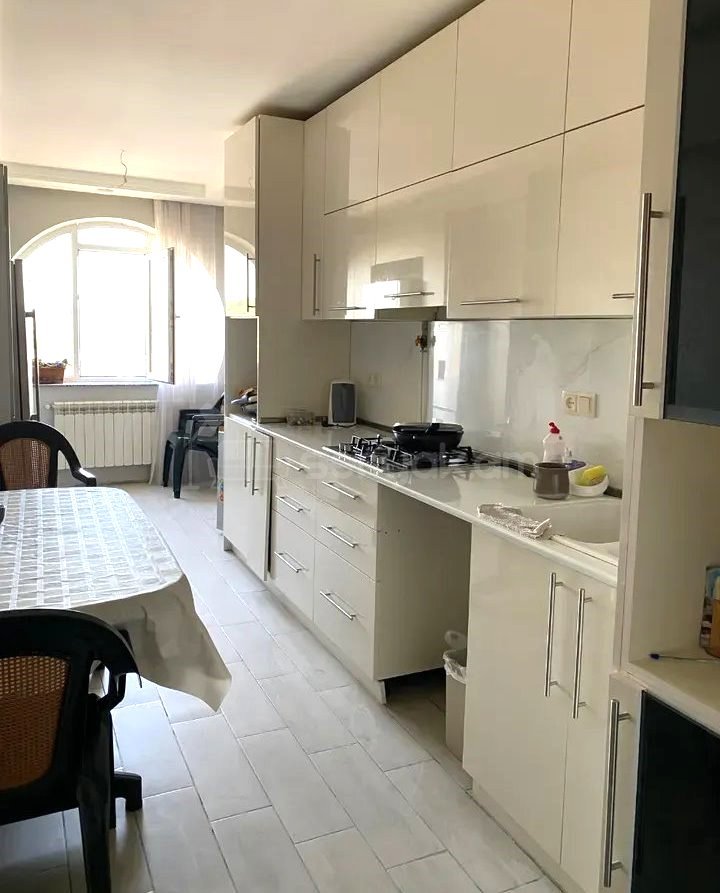 4 Սենյականոց Բնակարան, 95քմ, 11/16 հարկ, Կապիտալ Վերանորոգված