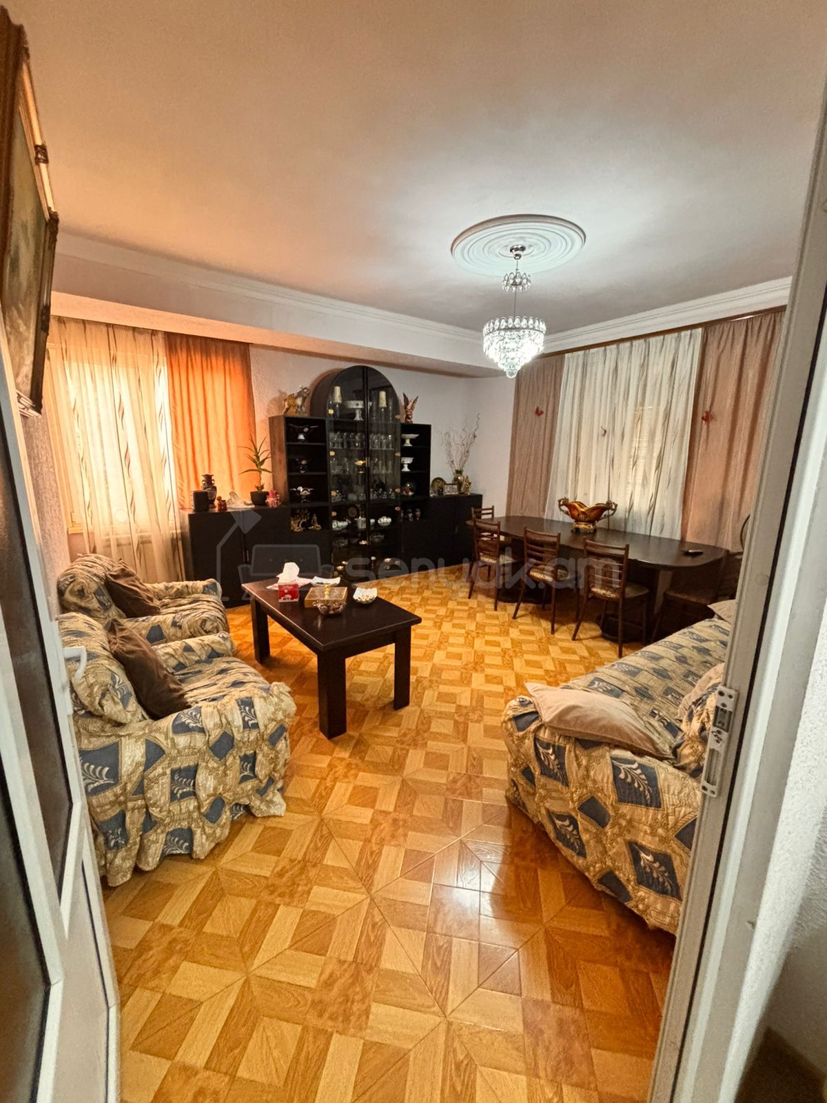 3 Սենյականոց Բնակարան, 67քմ, 2/14 հարկ, Կապիտալ Վերանորոգված