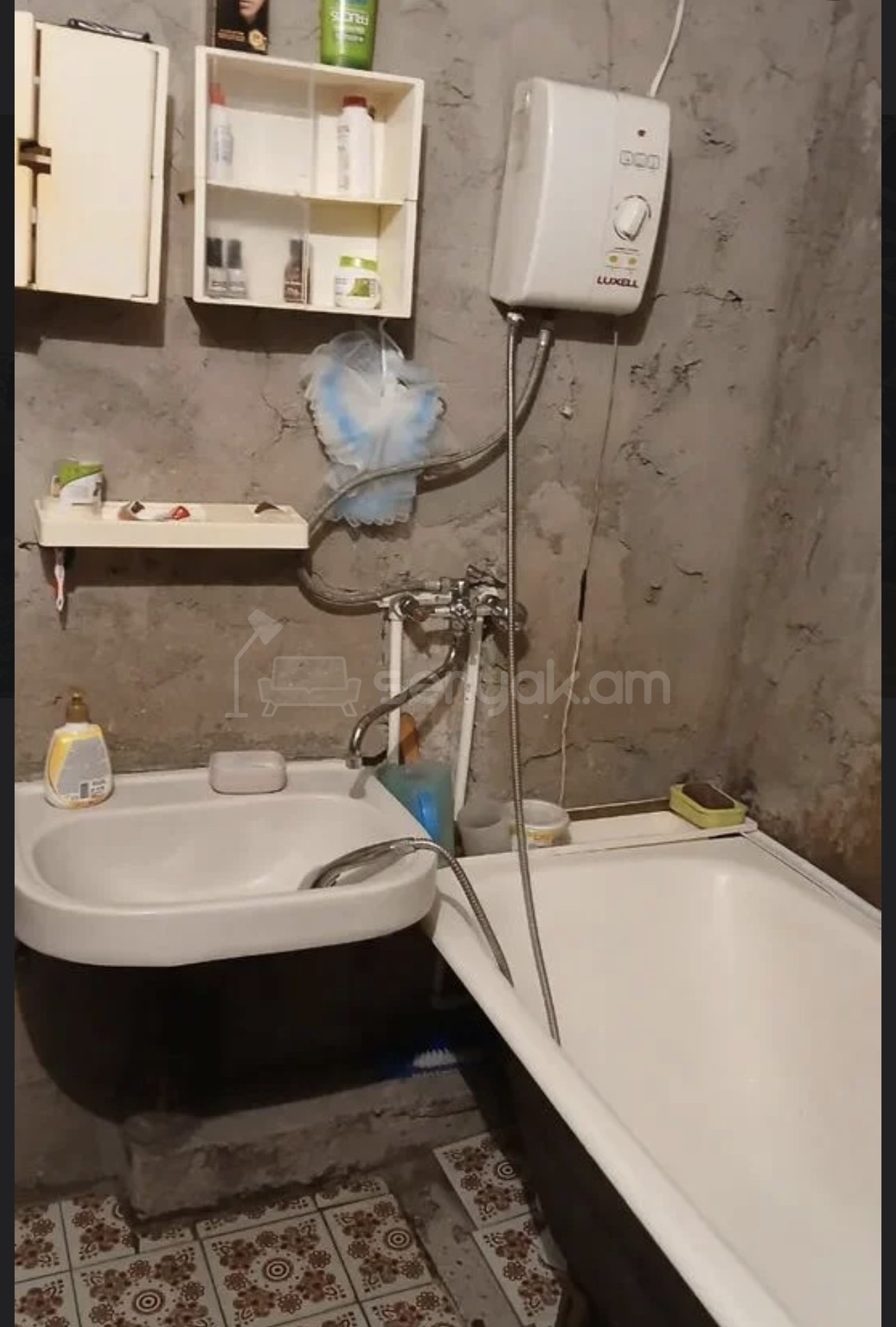 3 Սենյականոց Բնակարան, 78քմ, 2/9 հարկ, Նորմալ Վիճակում