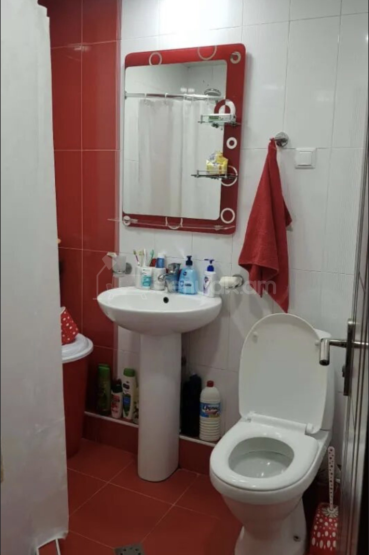 3 Սենյականոց Բնակարան, 72քմ, 1/5 հարկ, Նորմալ Վիճակում