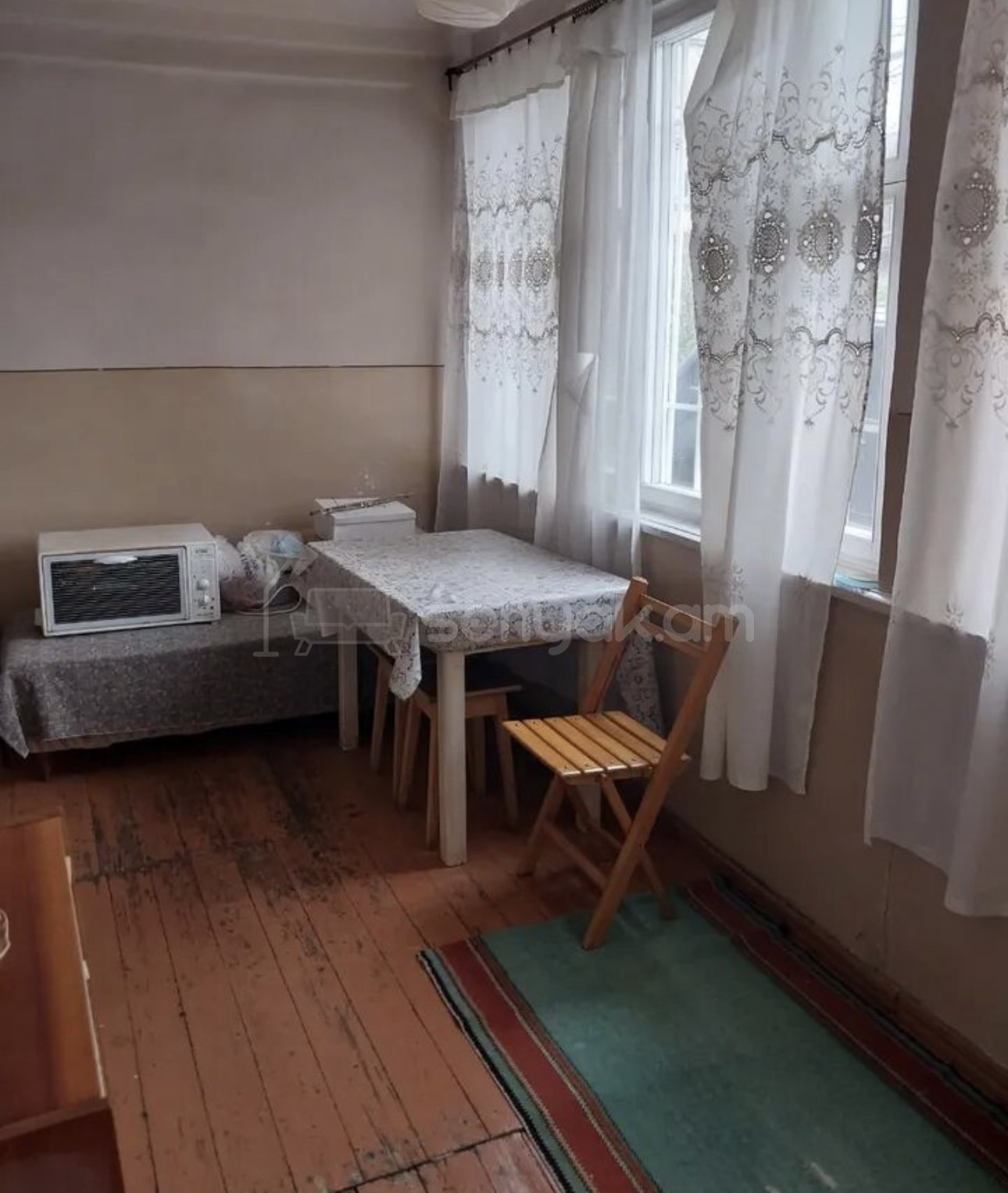 3 Սենյականոց Բնակարան, 73քմ, 1/4 հարկ, Նորմալ Վիճակում