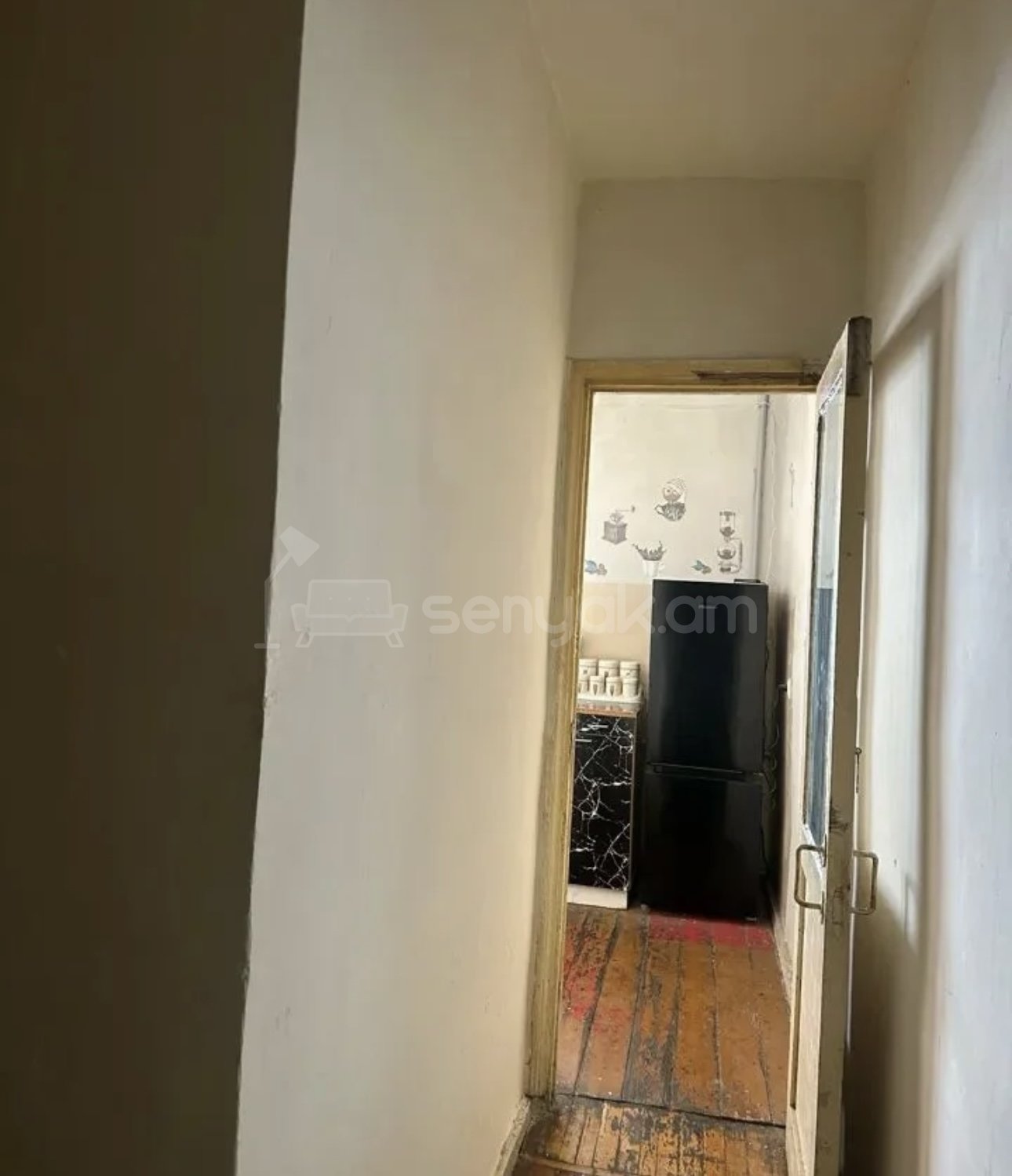 2 Սենյականոց Բնակարան Քարե Շենքում, 47քմ, 3/5 հարկ, Նորմալ Վիճակում