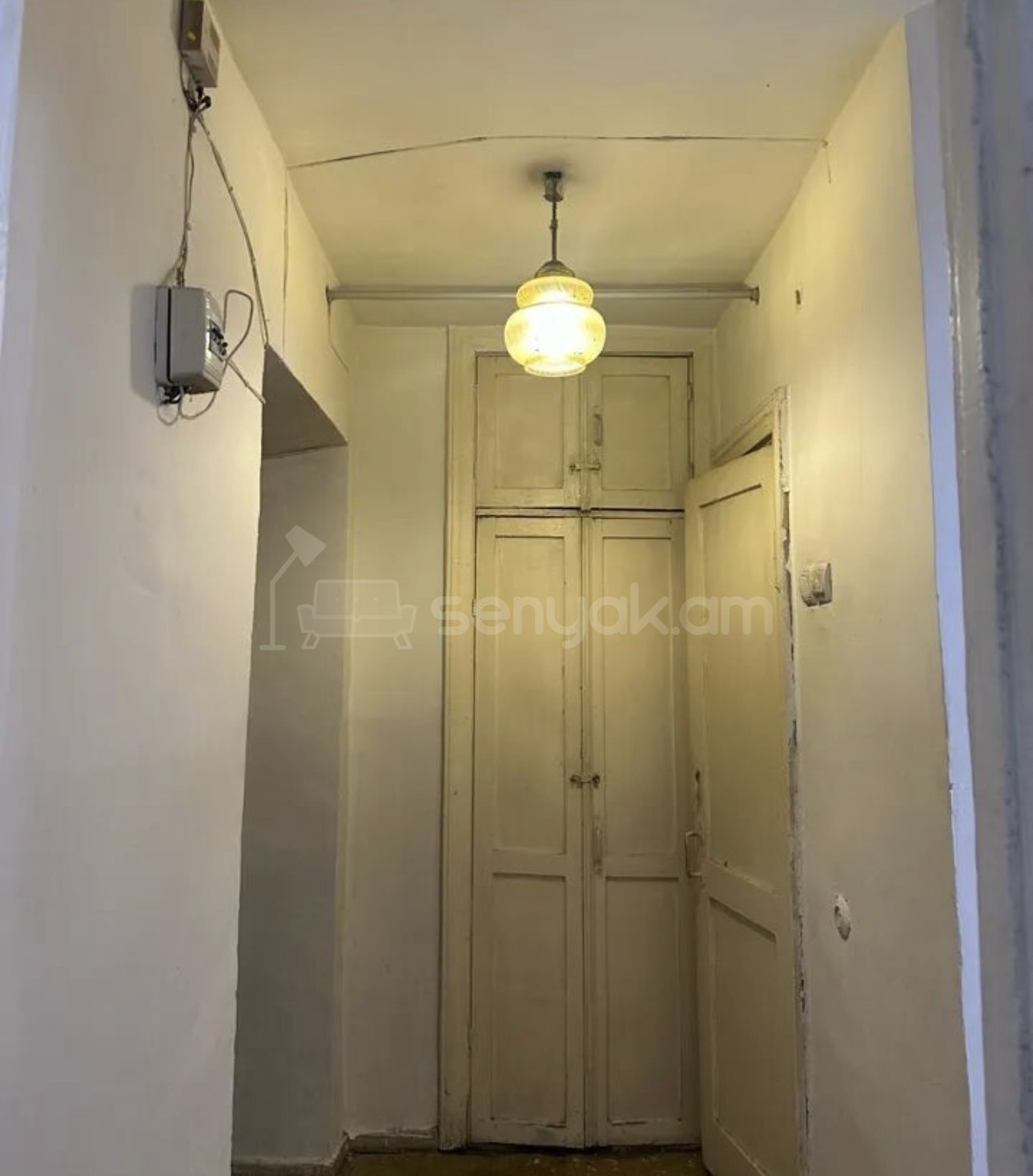 2 Սենյականոց Բնակարան Քարե Շենքում, 47քմ, 3/5 հարկ, Նորմալ Վիճակում