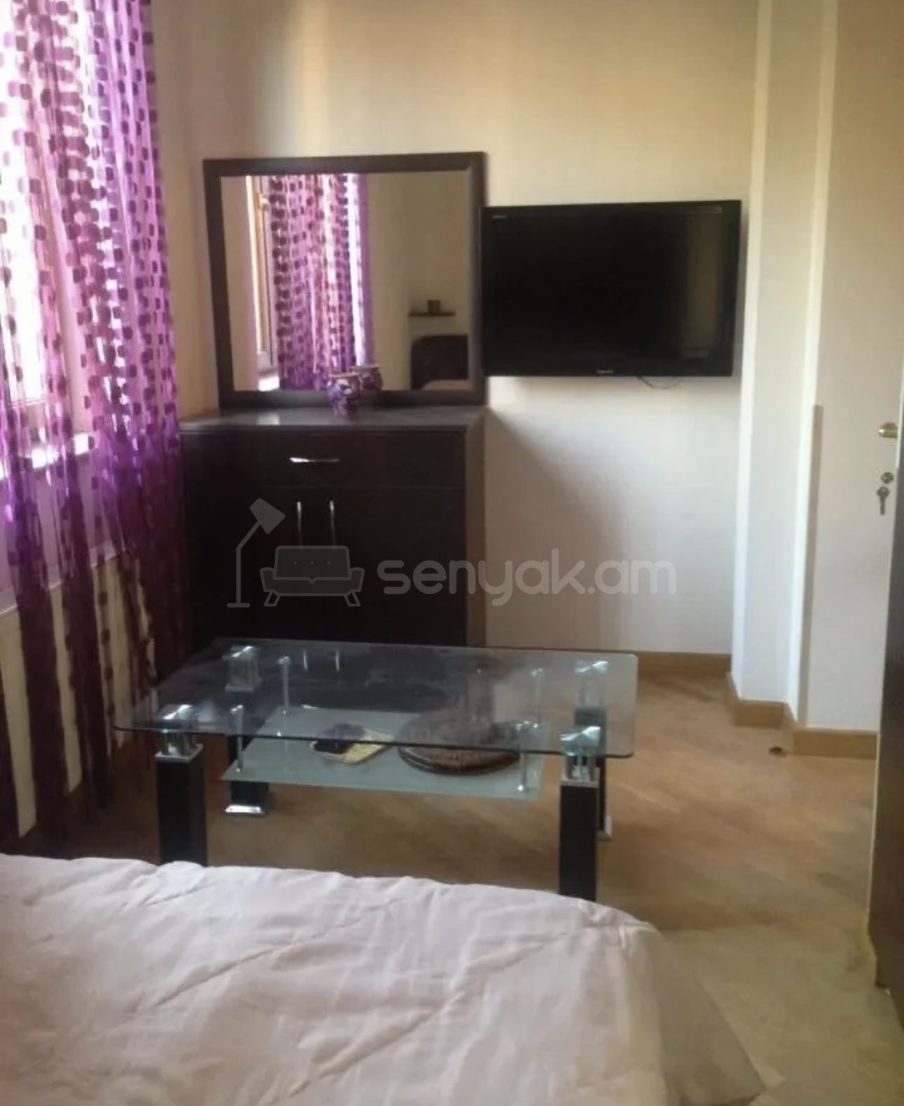 2 Սենյականոց Բնակարան Քարե Շենքում, 44քմ, 3/5 հարկ, Նորմալ Վիճակում