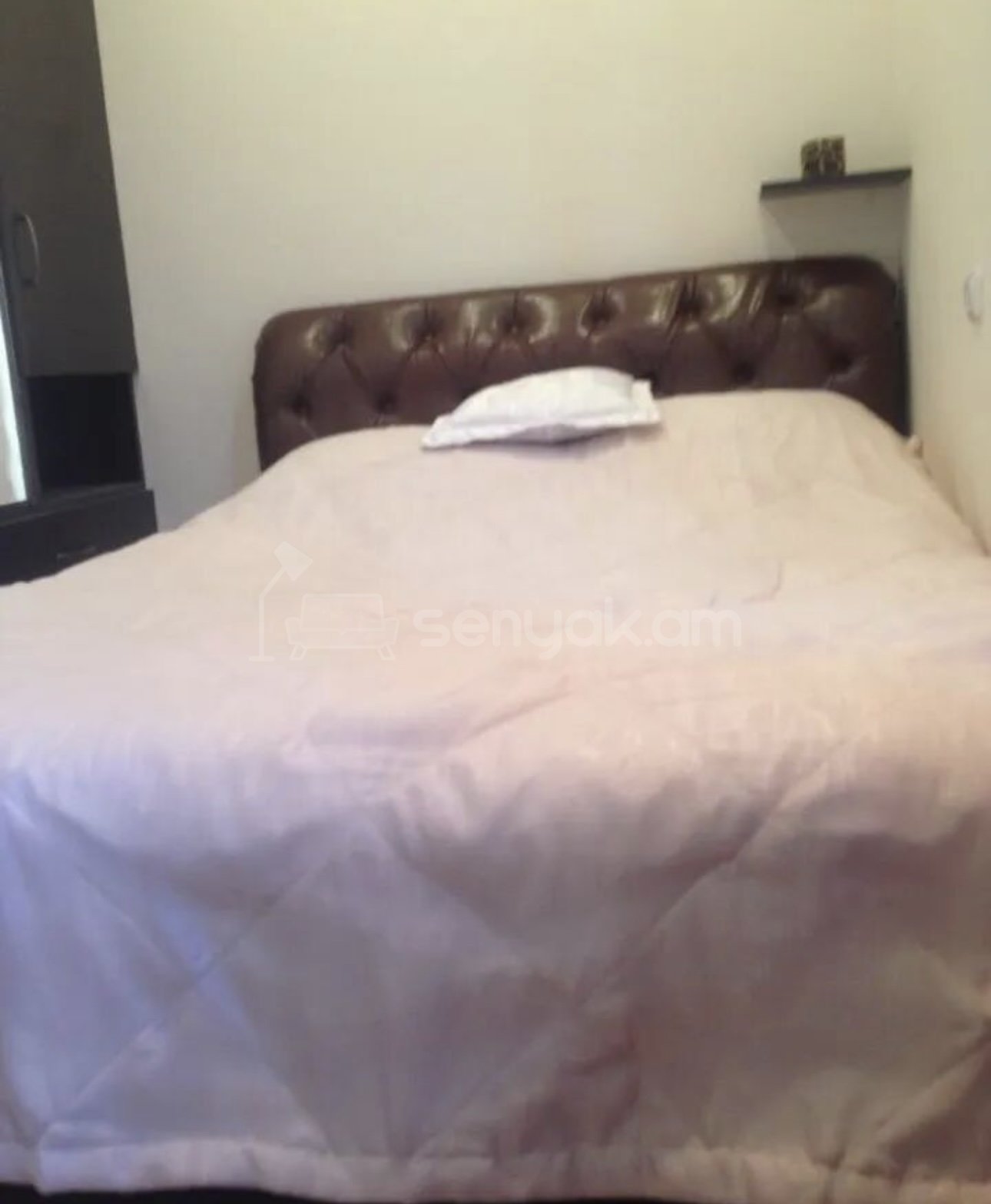 2 Սենյականոց Բնակարան Քարե Շենքում, 44քմ, 3/5 հարկ, Նորմալ Վիճակում