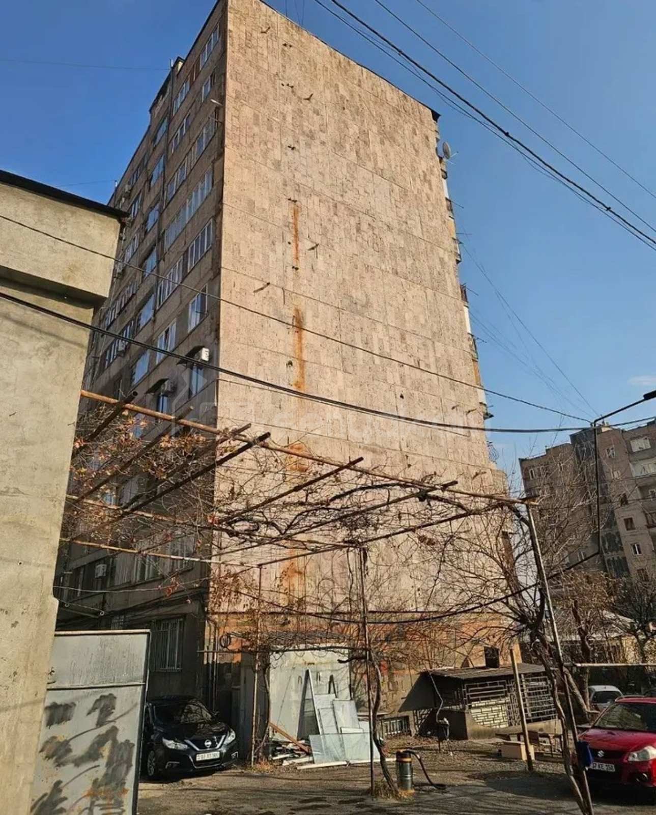 1 Սենյականոց Բնակարան, 42քմ, 8/10 հարկ, Նորմալ Վիճակում