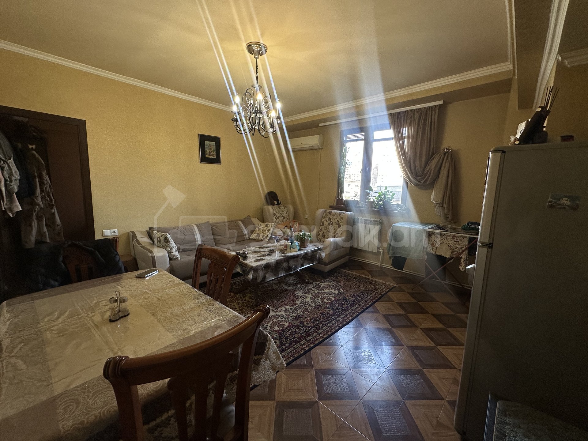 2 Սենյականոց Բնակարան, 40քմ, 5/14 հարկ, Կապիտալ Վերանորոգված