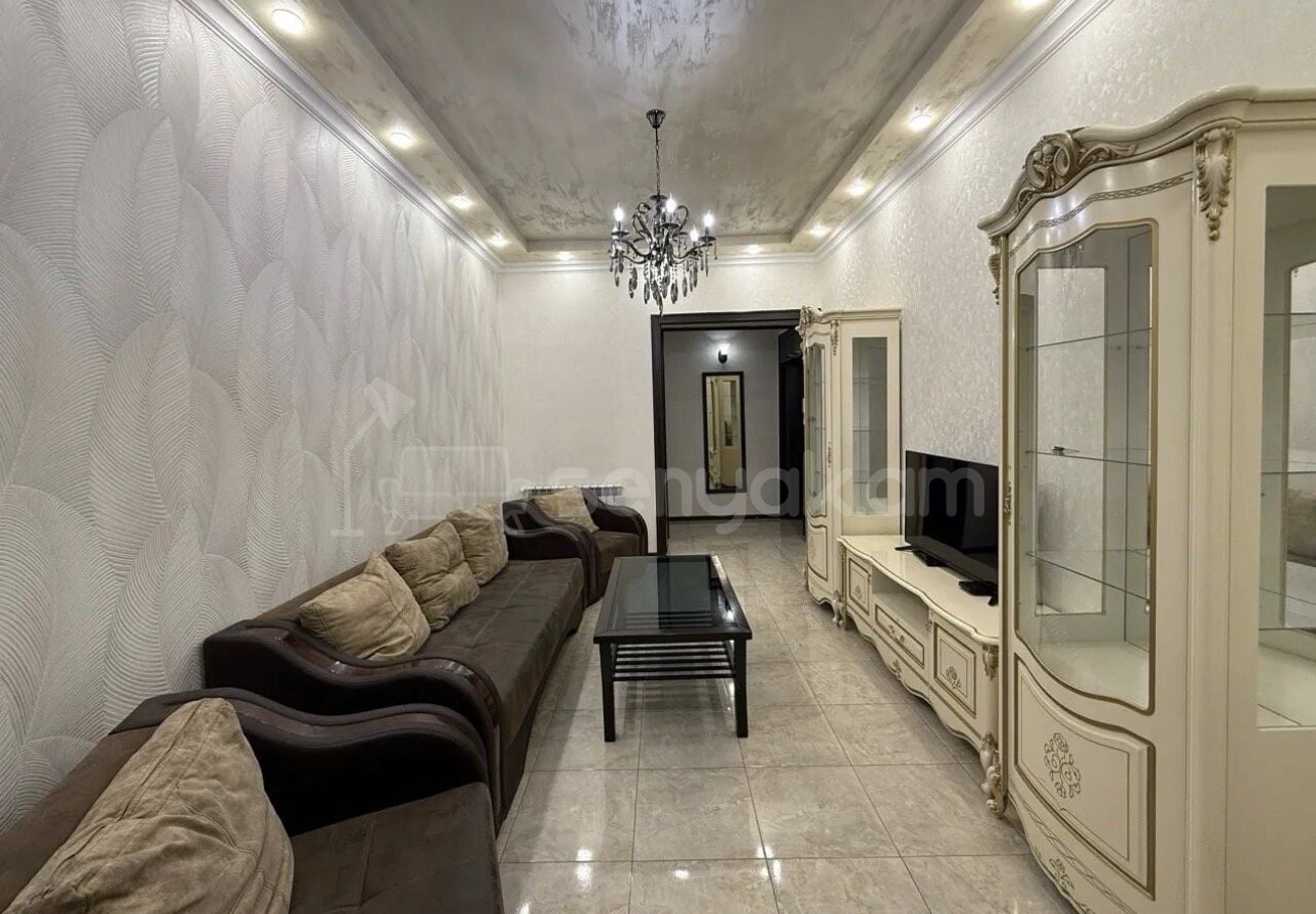 2 Սենյականոց Բնակարան Քարե Շենքում, 60քմ, 4/4 հարկ, Դիզայներական Վերանորոգված, Կահավորված, Արևկող