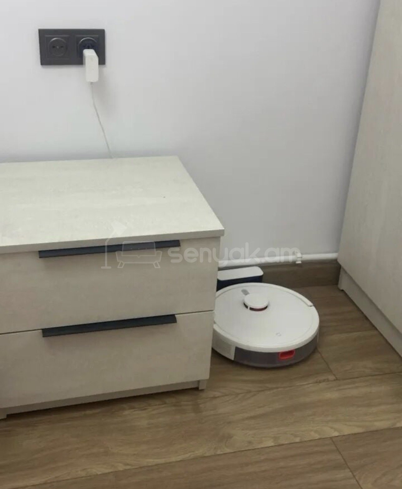 2 Սենյականոց Բնակարան, 42քմ, 6/9 հարկ, Դիզայներական Վերանորոգված, Կահավորված, Արևկող