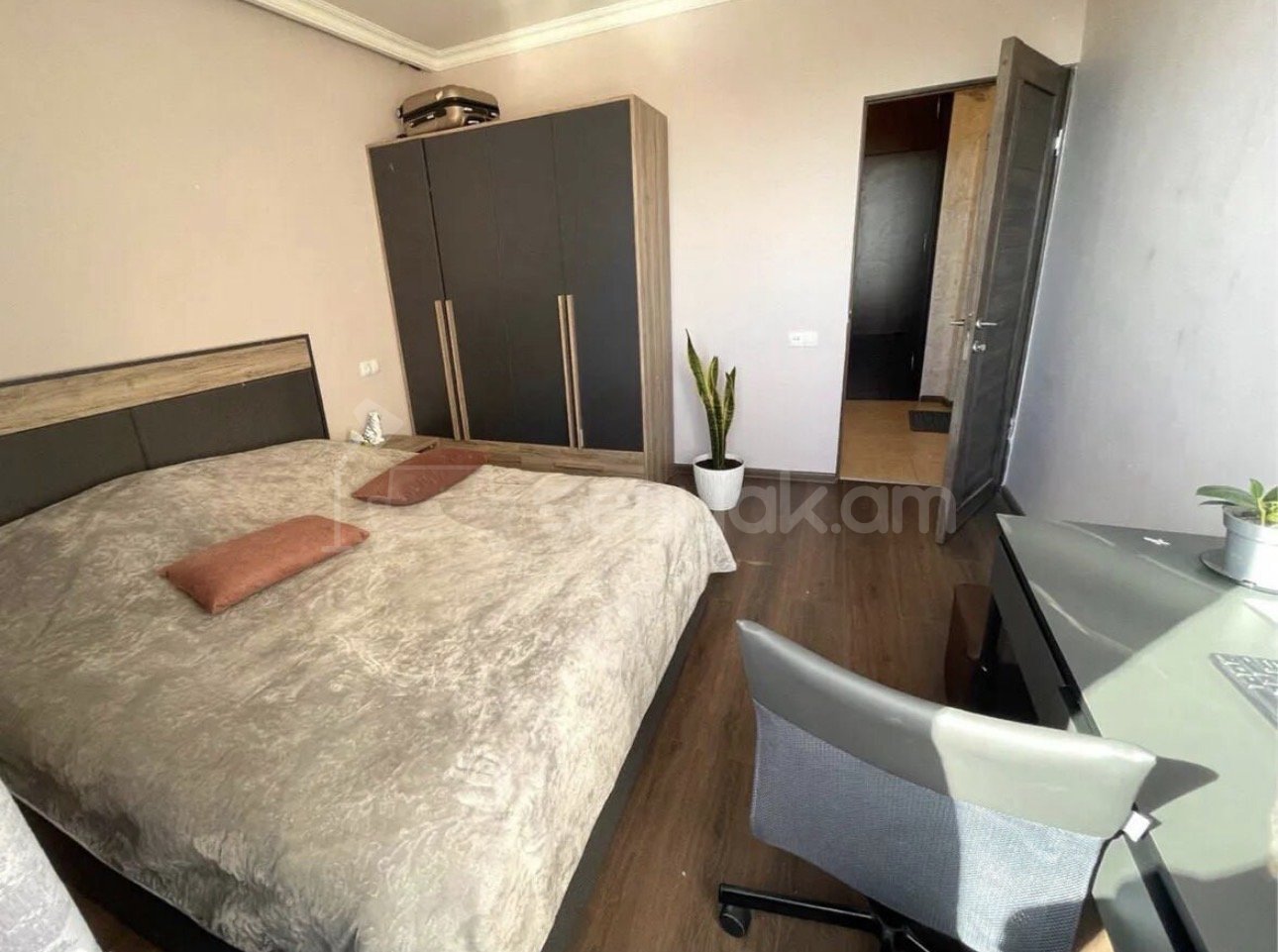 2 Սենյականոց Բնակարան, 43քմ, 9/9 հարկ, Դիզայներական Վերանորոգված, Կահավորված, Արևկող