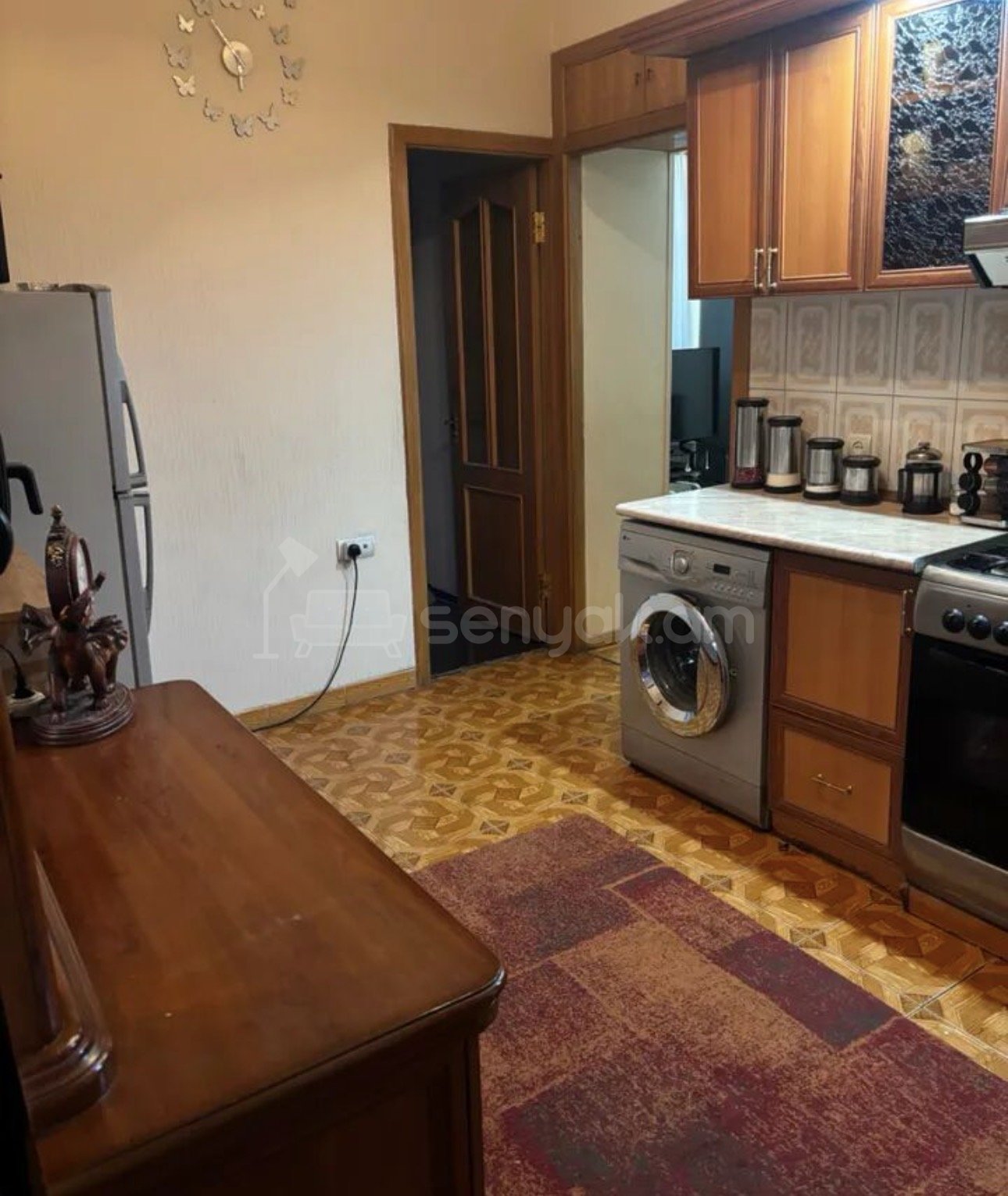 2 Սենյականոց Բնակարան Քարե Շենքում, 45քմ, 3/4 հարկ, Դիզայներական Վերանորոգված, Կահավորված, Արևկող