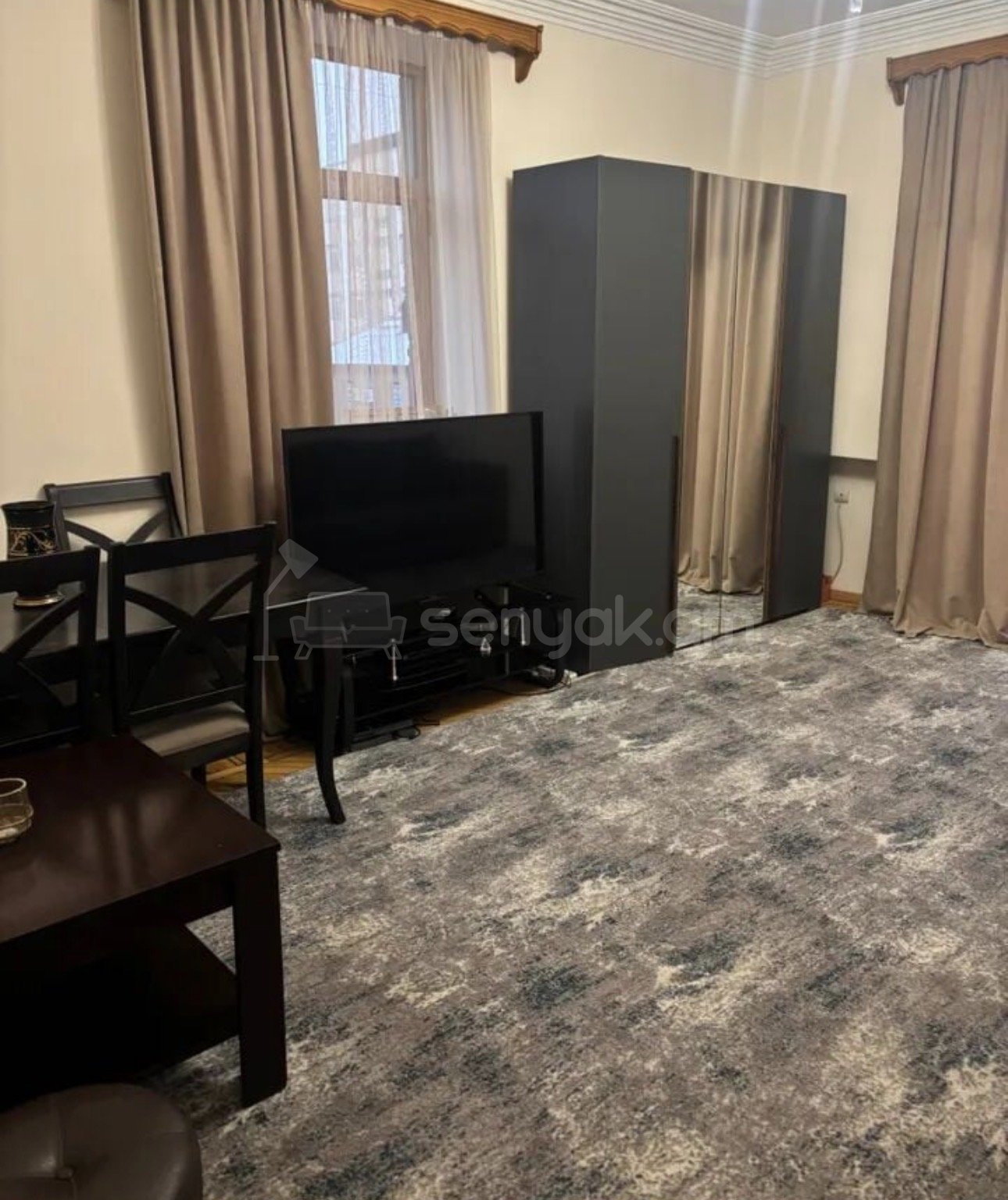 2 Սենյականոց Բնակարան Քարե Շենքում, 45քմ, 3/4 հարկ, Դիզայներական Վերանորոգված, Կահավորված, Արևկող