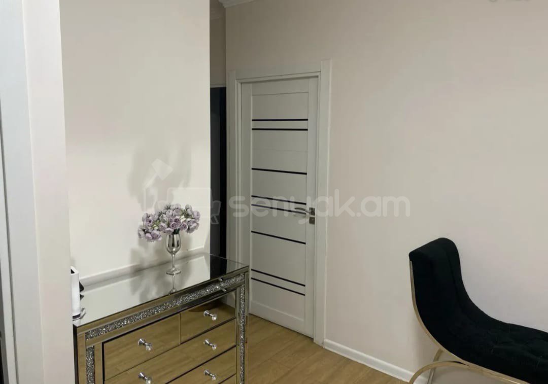 3 Սենյականոց Բնակարան, 85քմ, 3/9 հարկ, Կապիտալ Վերանորոգված