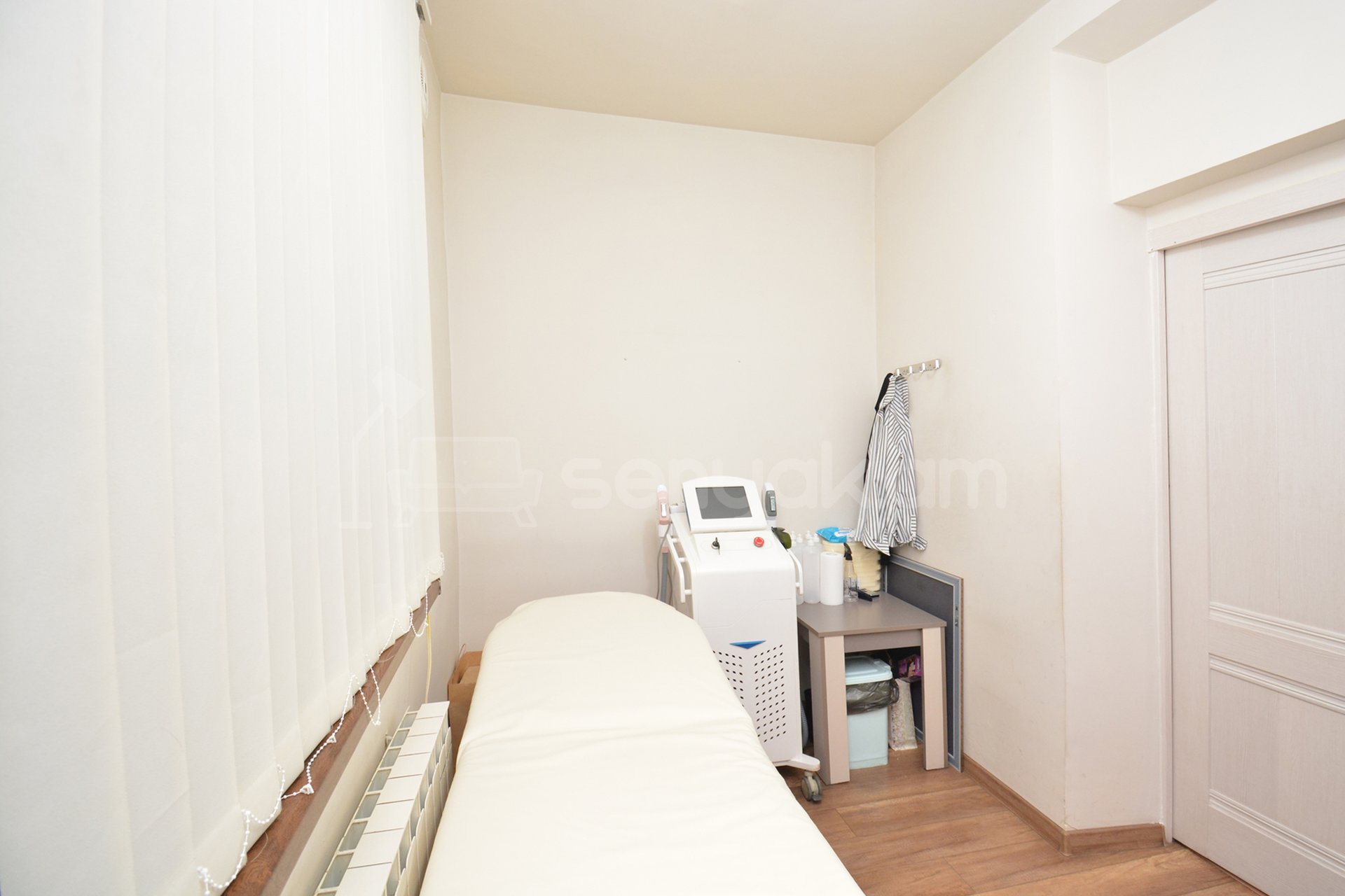 3 Սենյականոց Բնակարան Քարե Շենքում, 51քմ, 1/5 հարկ, Կոսմետիկ Վերանորոգված