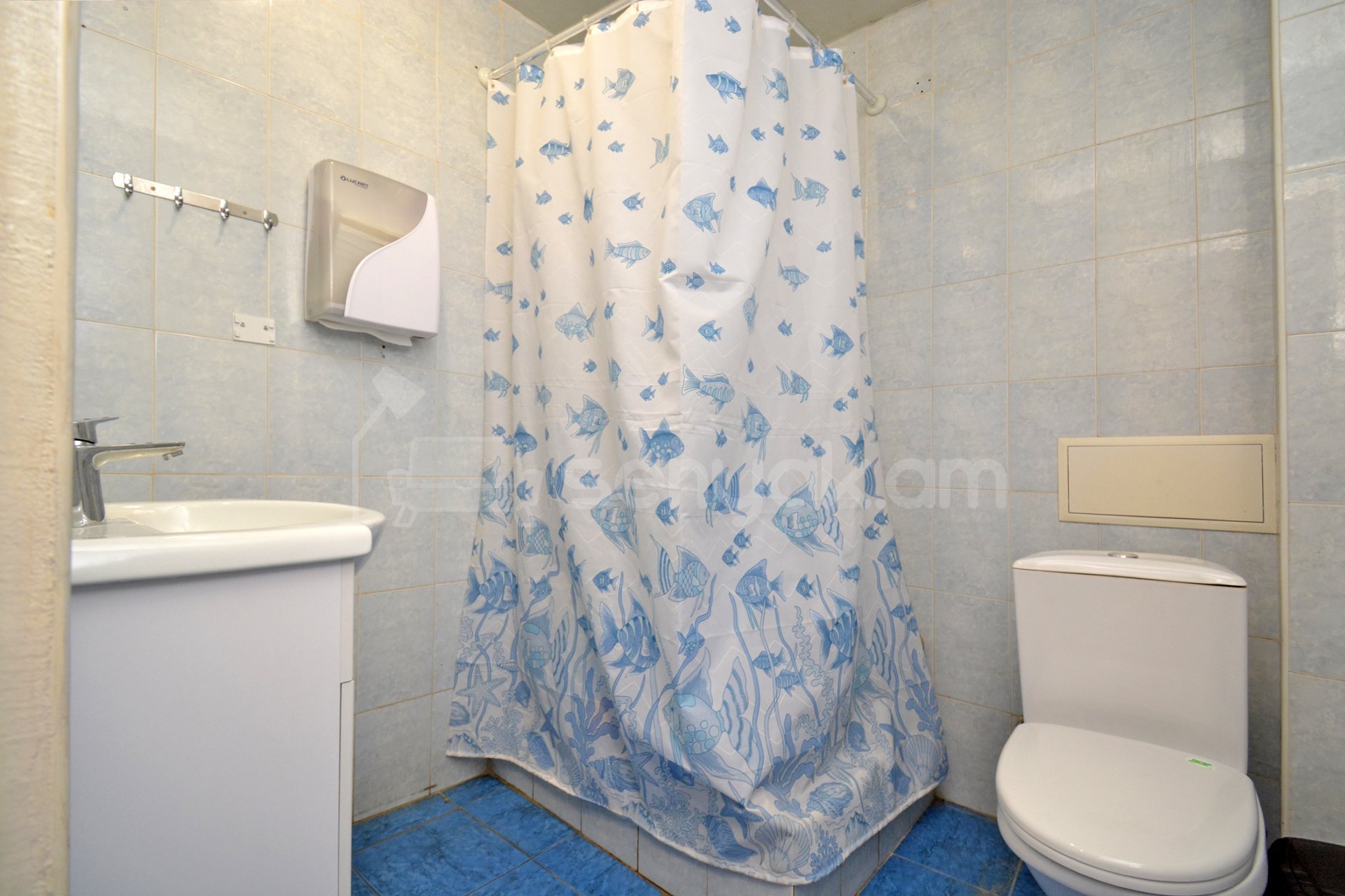 3 Սենյականոց Բնակարան Քարե Շենքում, 51քմ, 1/5 հարկ, Կոսմետիկ Վերանորոգված