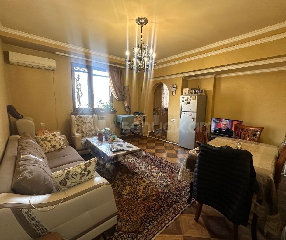 2 Սենյականոց Բնակարան, 40քմ, 5/14 հարկ, Կոսմետիկ Վերանորոգված