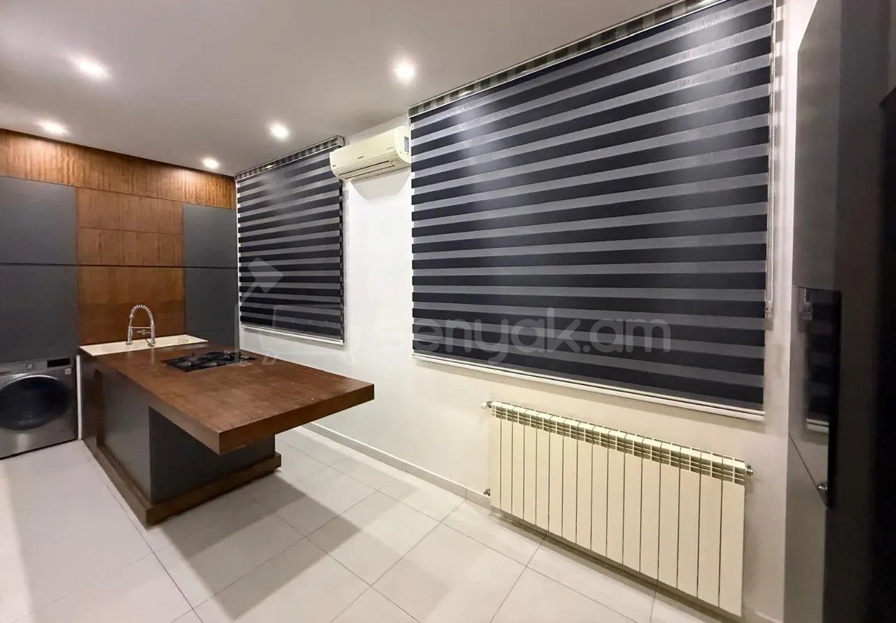 3 Սենյականոց Բնակարան Քարե Շենքում, 83քմ, 5/5 հարկ, Դիզայներական Վերանորոգված