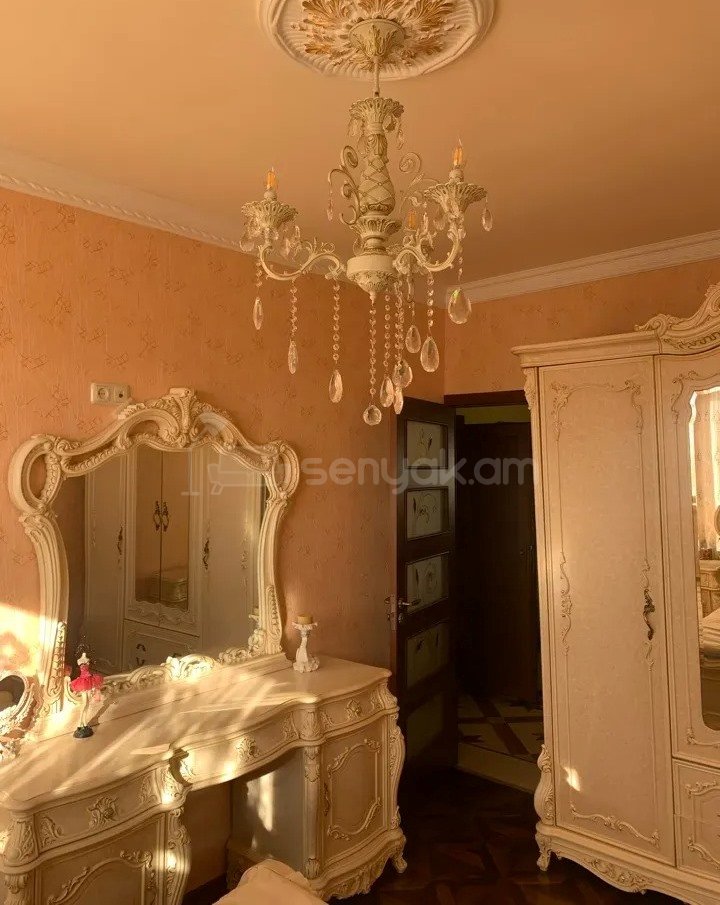 3 Սենյականոց Բնակարան, 74քմ, 8/9 հարկ, Կապիտալ Վերանորոգված