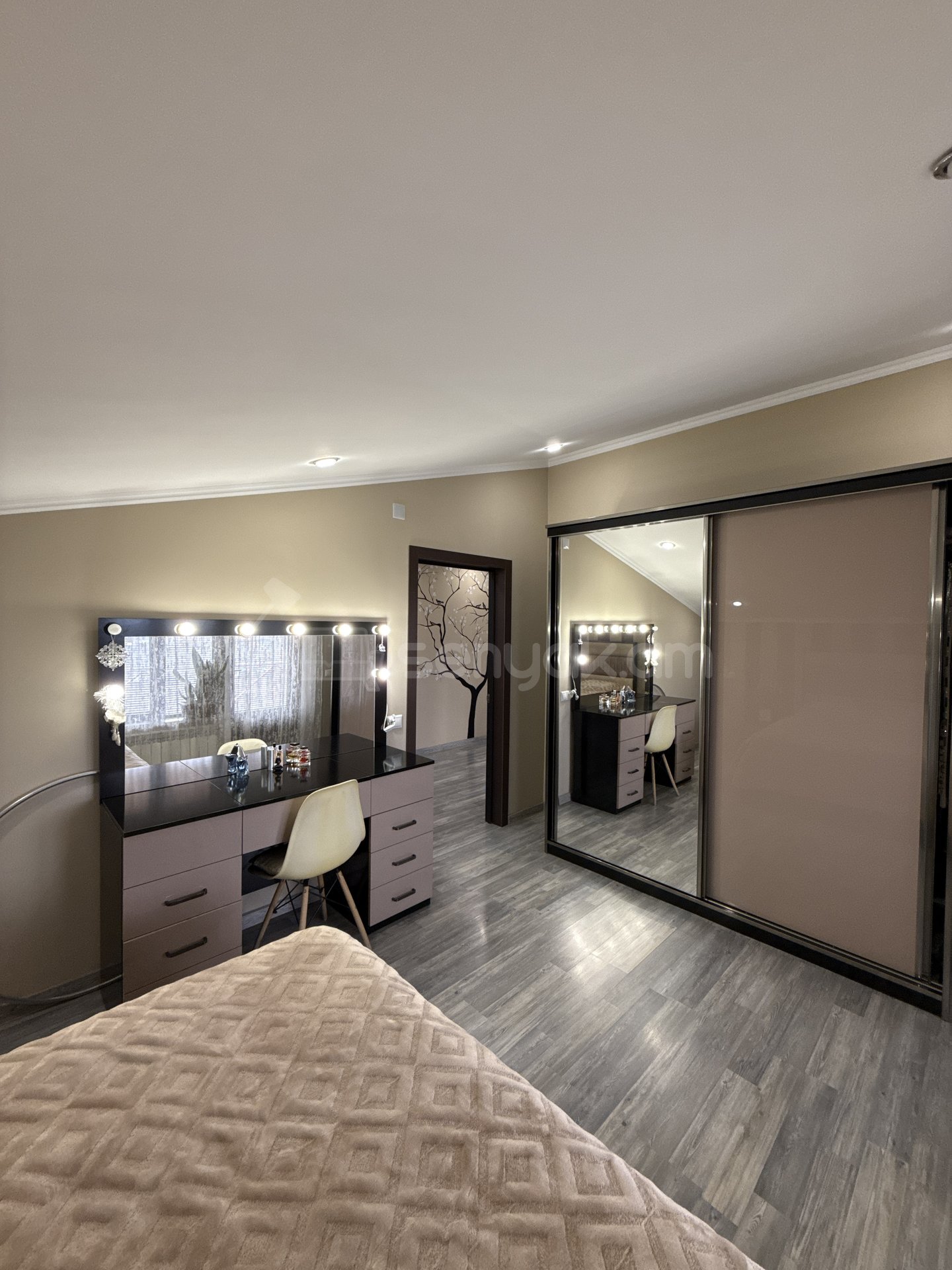 5 Սենյականոց Սեփական Տուն, 315քմ, Կապիտալ Վերանորոգված, Ավտոտնակով