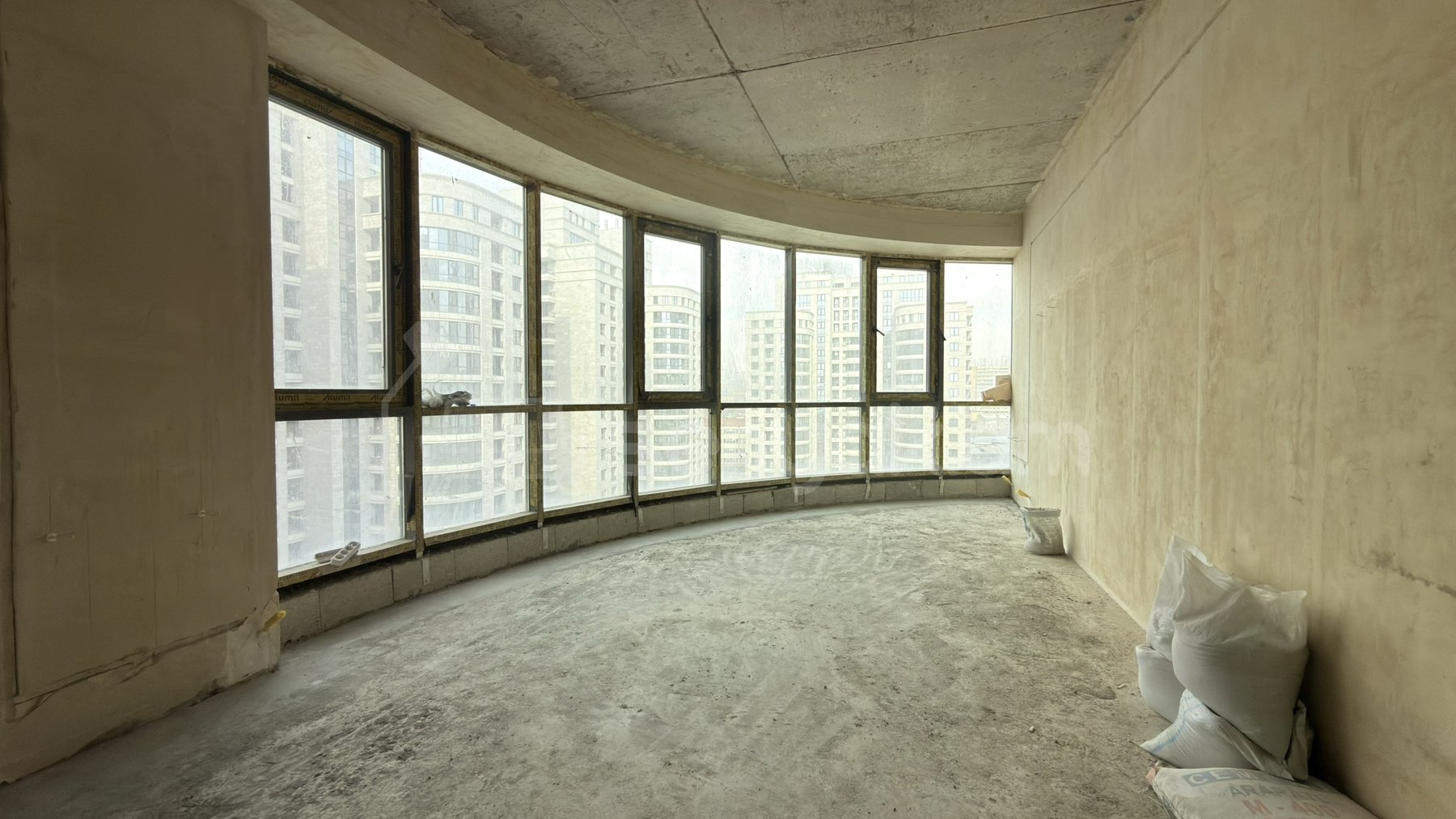 3 Սենյականոց Բնակարան Նորակառույցում, 83քմ, 10/20 հարկ, Զրոյական Վիճակում