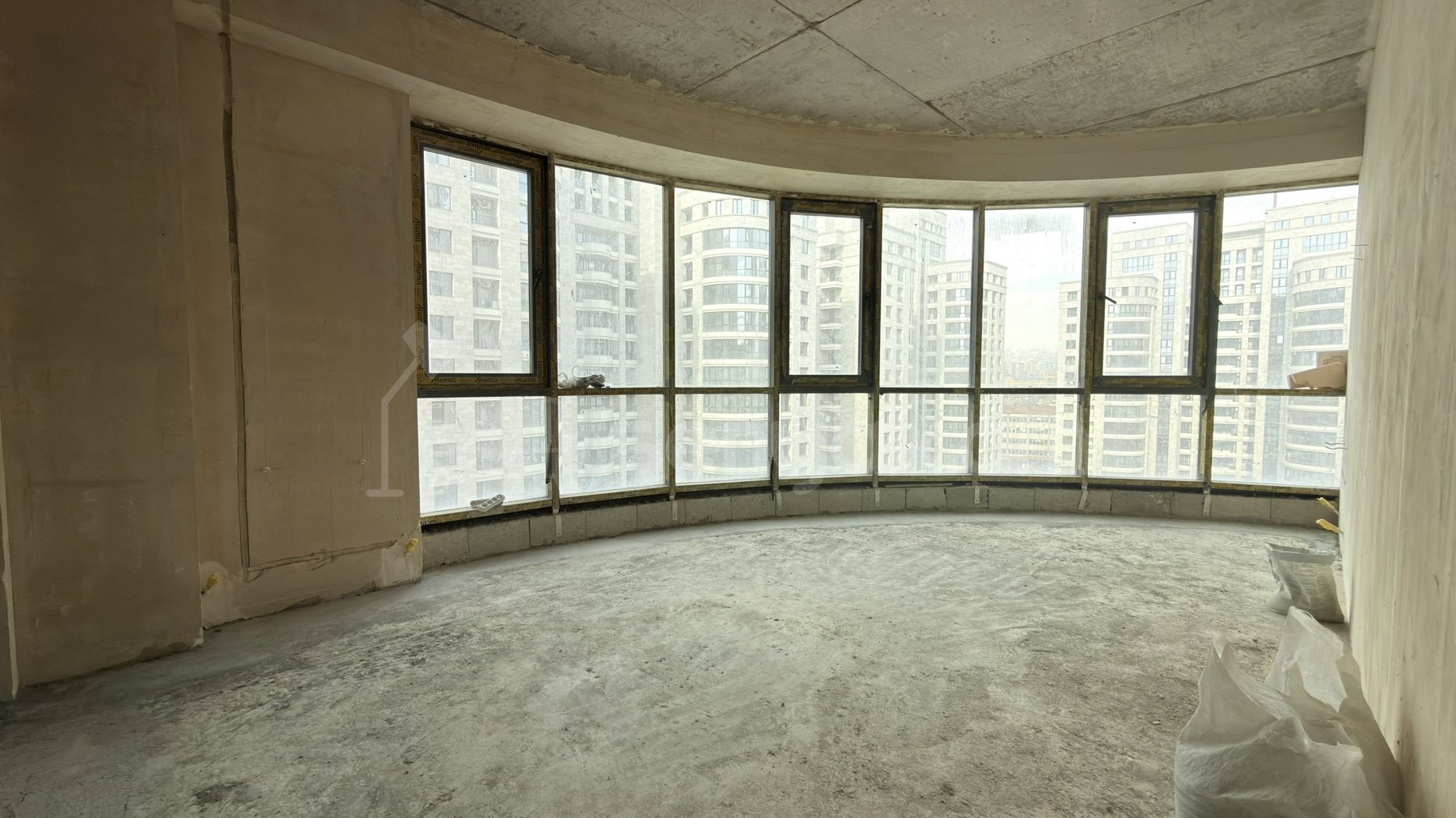 3 Սենյականոց Բնակարան Նորակառույցում, 83քմ, 10/20 հարկ, Զրոյական Վիճակում