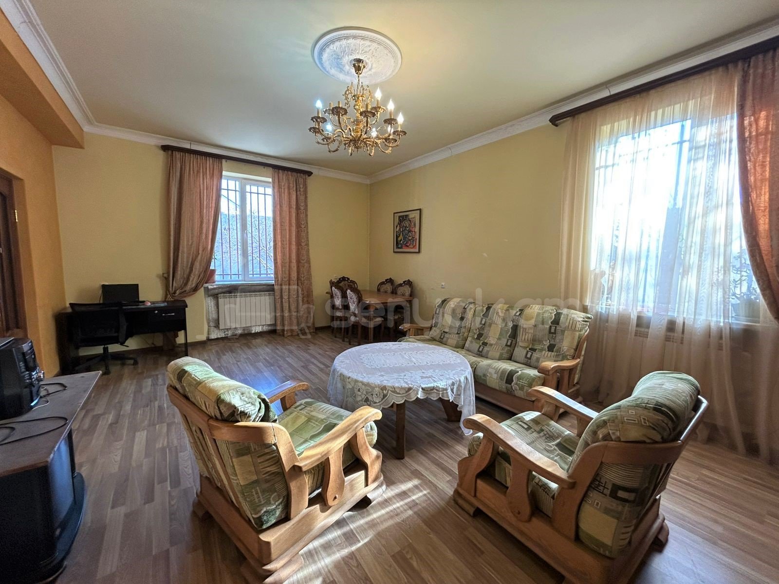 7 Սենյականոց Սեփական Տուն, 250քմ, Կապիտալ Վերանորոգված, Ավտոտնակով