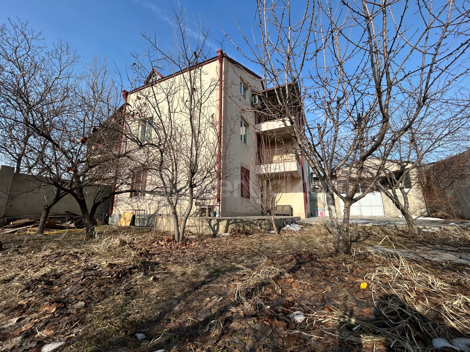 7 Սենյականոց Սեփական Տուն, 250քմ, Կապիտալ Վերանորոգված, Ավտոտնակով