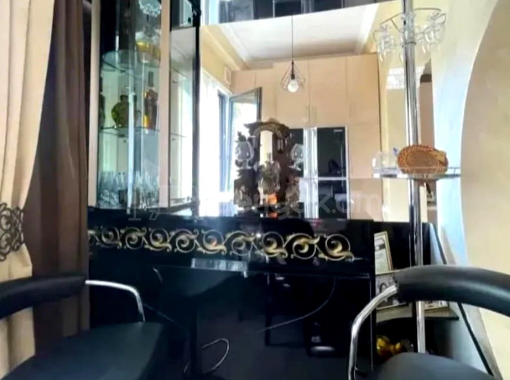 4 Սենյականոց Բնակարան, 98քմ, 3/9 հարկ, Կապիտալ Վերանորոգված