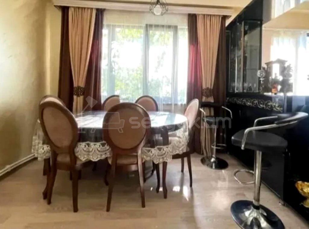 4 Սենյականոց Բնակարան, 98քմ, 3/9 հարկ, Կապիտալ Վերանորոգված