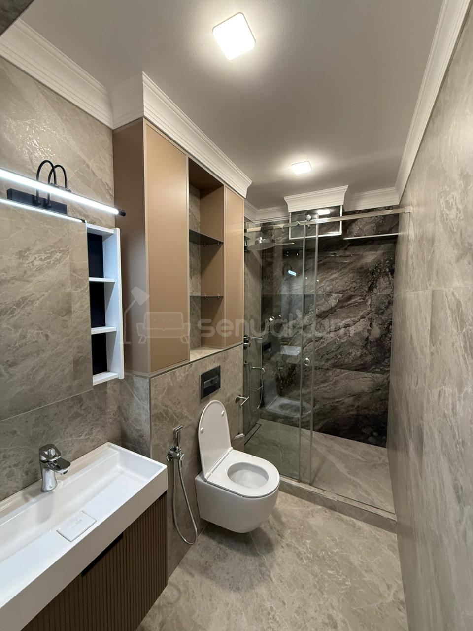 3 Սենյականոց Բնակարան Քարե Շենքում, 47քմ, 3/8 հարկ, Դիզայներական Վերանորոգված