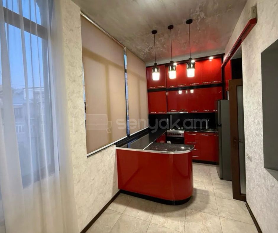 2 Սենյականոց Բնակարան Քարե Շենքում, 60քմ, 4/4 հարկ, Կապիտալ Վերանորոգված, Կահավորված, Արևկող