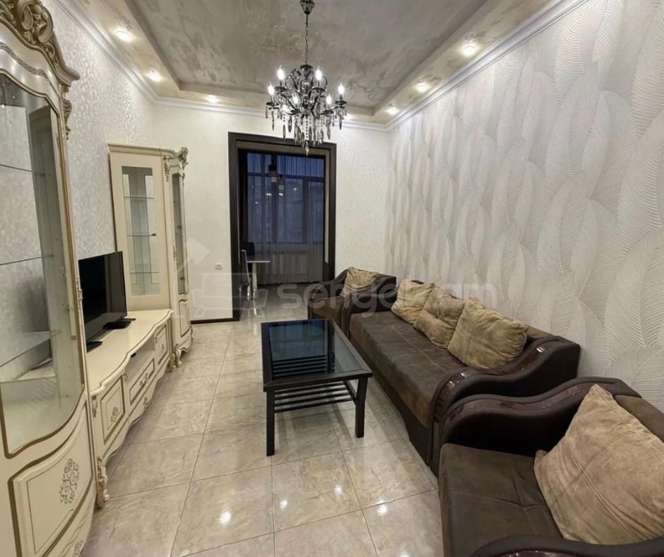 2 Սենյականոց Բնակարան Քարե Շենքում, 60քմ, 4/4 հարկ, Կապիտալ Վերանորոգված, Կահավորված, Արևկող