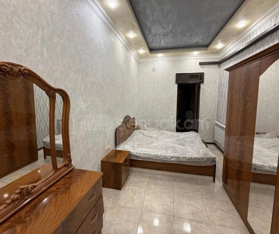 2 Սենյականոց Բնակարան Քարե Շենքում, 60քմ, 4/4 հարկ, Կապիտալ Վերանորոգված, Կահավորված, Արևկող