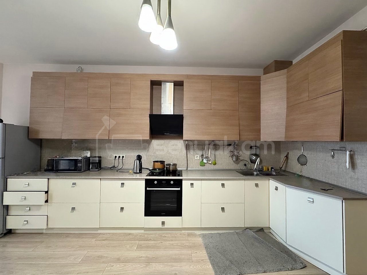 3 Սենյականոց Բնակարան Նորակառույցում, 111քմ, 5/18 հարկ, Կապիտալ Վերանորոգված