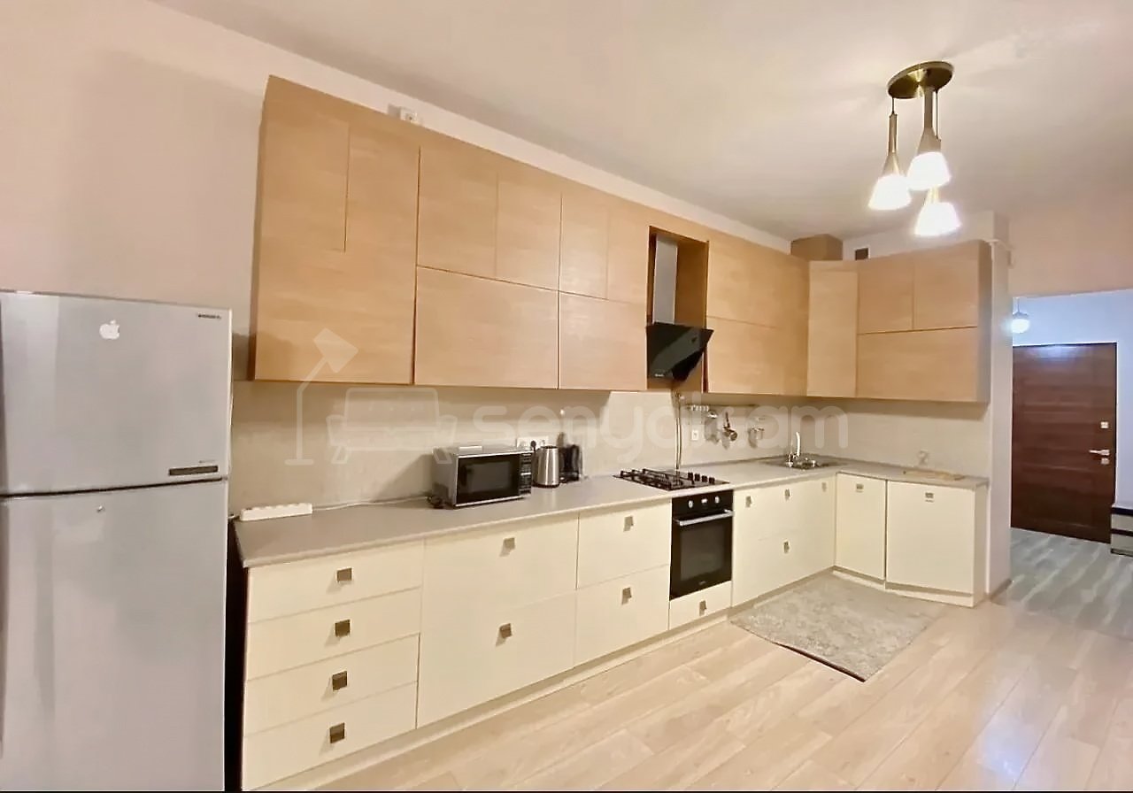 3 Սենյականոց Բնակարան Նորակառույցում, 111քմ, 5/18 հարկ, Կապիտալ Վերանորոգված