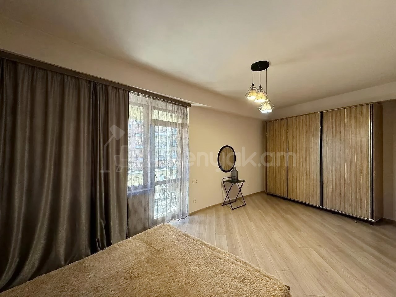 3 Սենյականոց Բնակարան Նորակառույցում, 111քմ, 5/18 հարկ, Կապիտալ Վերանորոգված