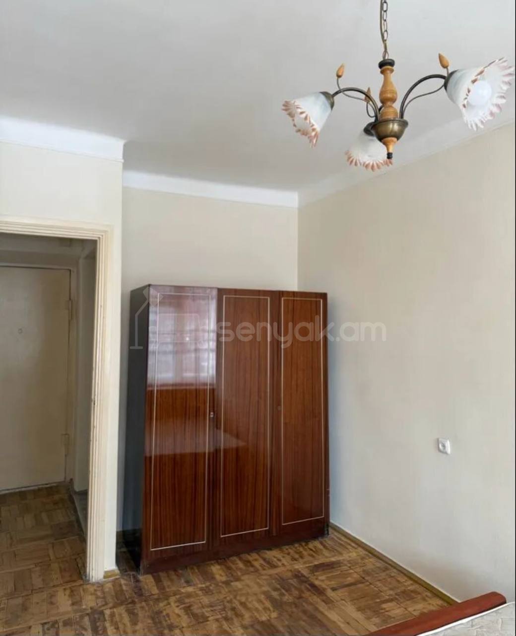 3 Սենյականոց Բնակարան Քարե Շենքում, 72քմ, 3/5 հարկ, Կոսմետիկ Վերանորոգված, Կահավորված