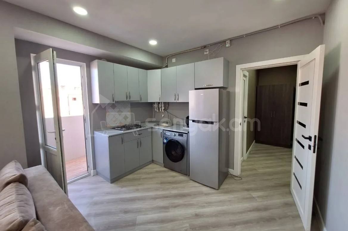 2 Սենյականոց Բնակարան, 37քմ, 9/9 հարկ, Կապիտալ Վերանորոգված, Կահավորված, Արևկող