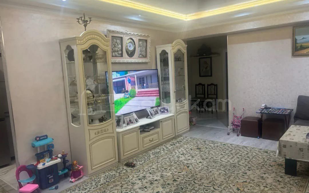 4 Սենյականոց Բնակարան, 90քմ, 1/4 հարկ, Կապիտալ Վերանորոգված