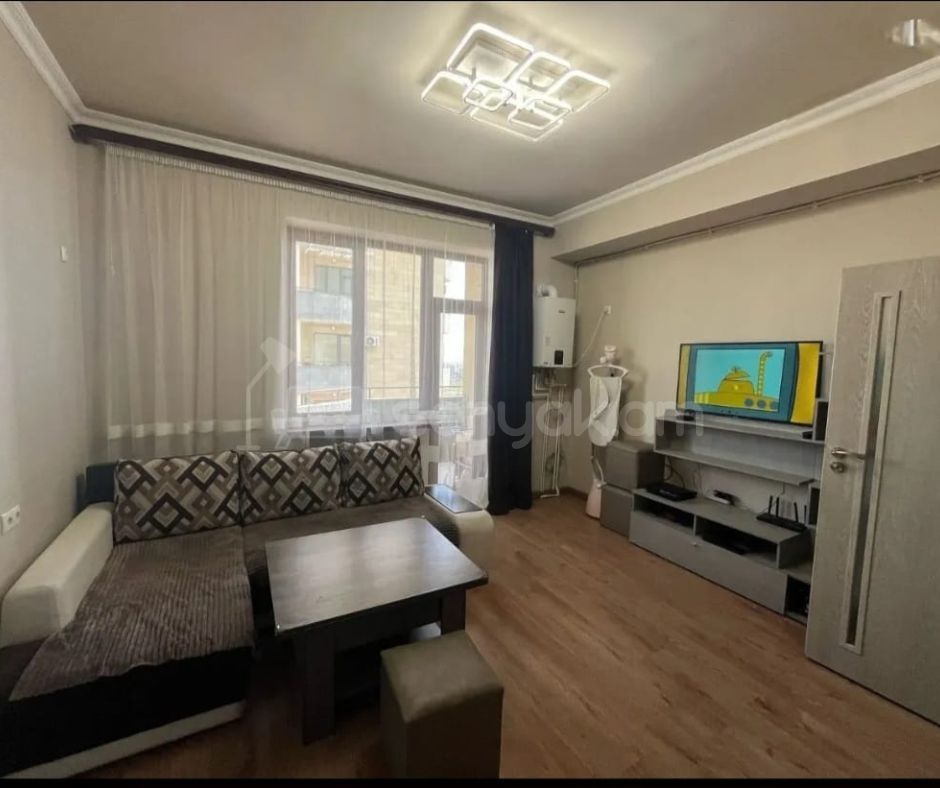 2 Սենյականոց Բնակարան, 40քմ, 12/14 հարկ, Կոսմետիկ Վերանորոգված, Կահավորված, Արևկող