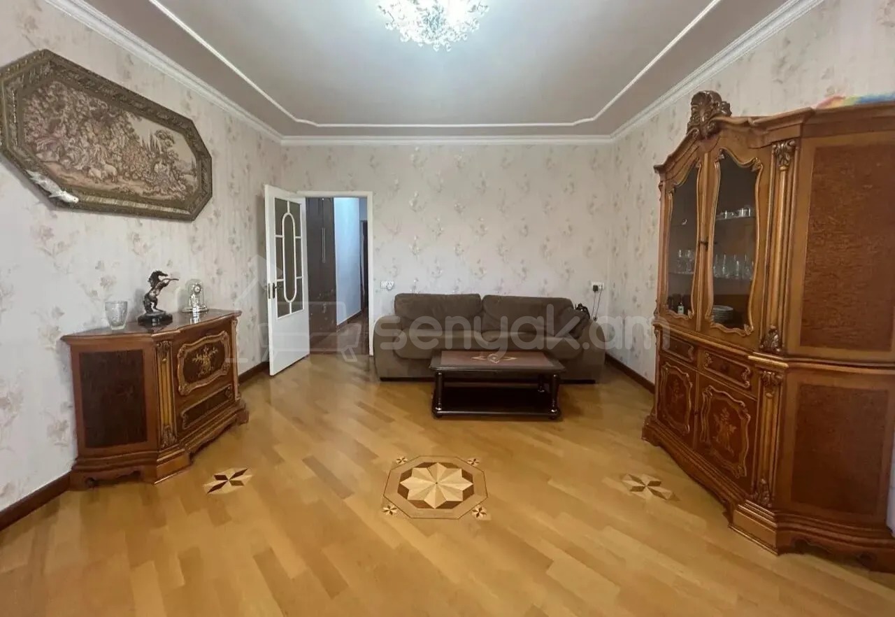 3 Սենյականոց Բնակարան, 61քմ, 5/12 հարկ, Կապիտալ Վերանորոգված