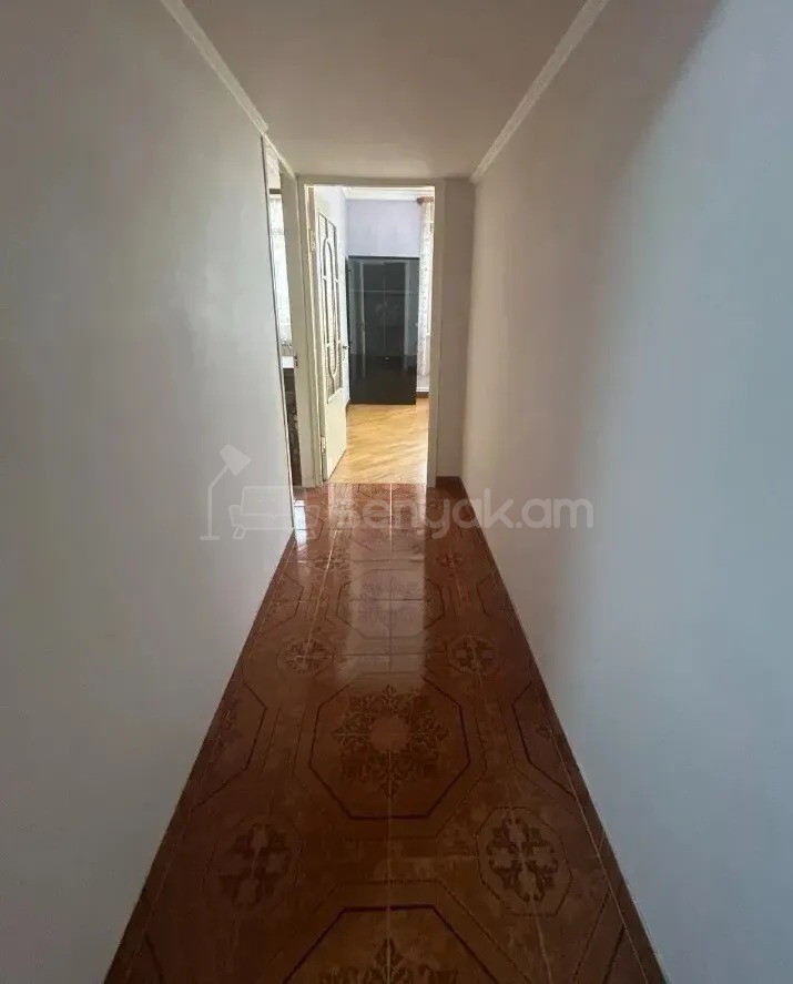 3 Սենյականոց Բնակարան, 61քմ, 5/12 հարկ, Կապիտալ Վերանորոգված