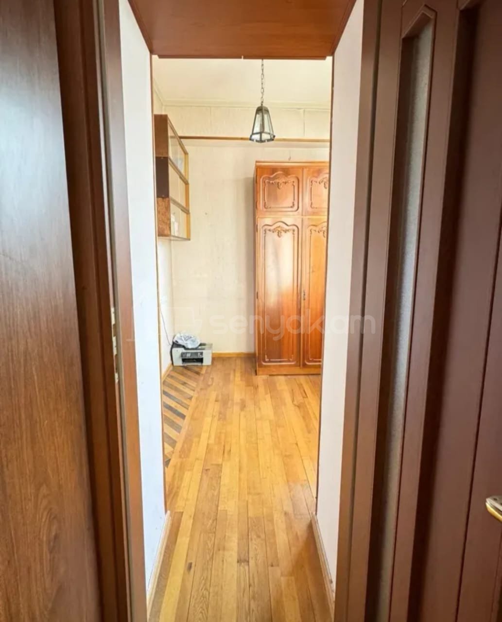 4 Սենյականոց Բնակարան Քարե Շենքում, 103քմ, 3/3 հարկ, Կապիտալ Վերանորոգված