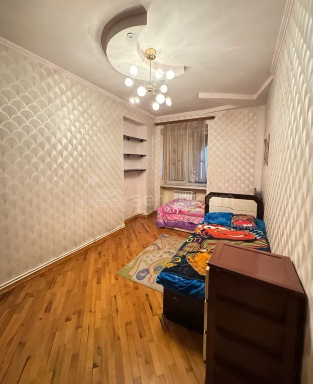 4 Սենյականոց Բնակարան Քարե Շենքում, 103քմ, 3/3 հարկ, Կապիտալ Վերանորոգված