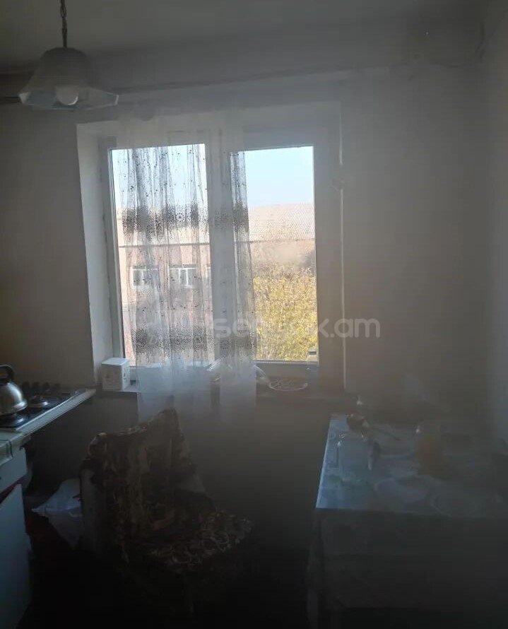 2 Սենյականոց Բնակարան, 50քմ, 5/5 հարկ, Պետական Վիճակում