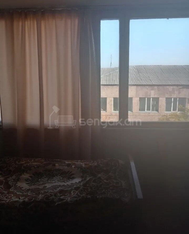 2 Սենյականոց Բնակարան, 50քմ, 5/5 հարկ, Պետական Վիճակում